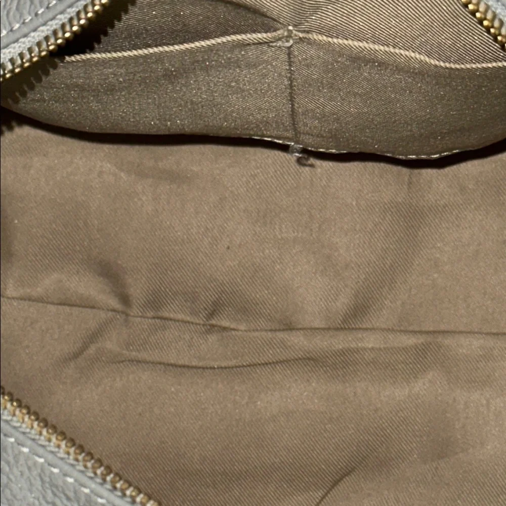 Borse  in Pelle this elegant